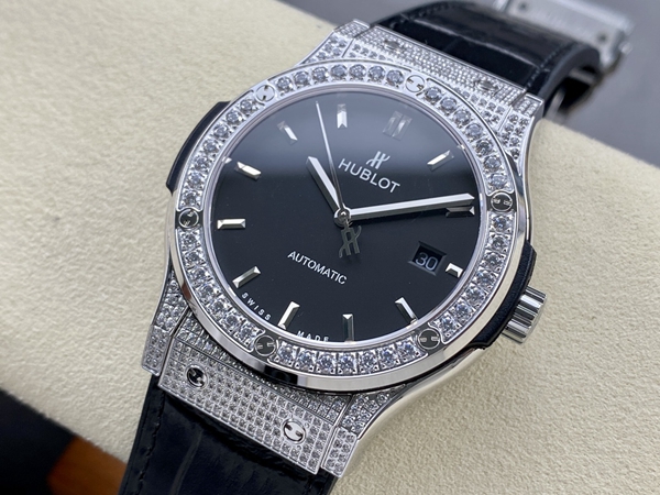 ウブロコピー時計背面デザイン